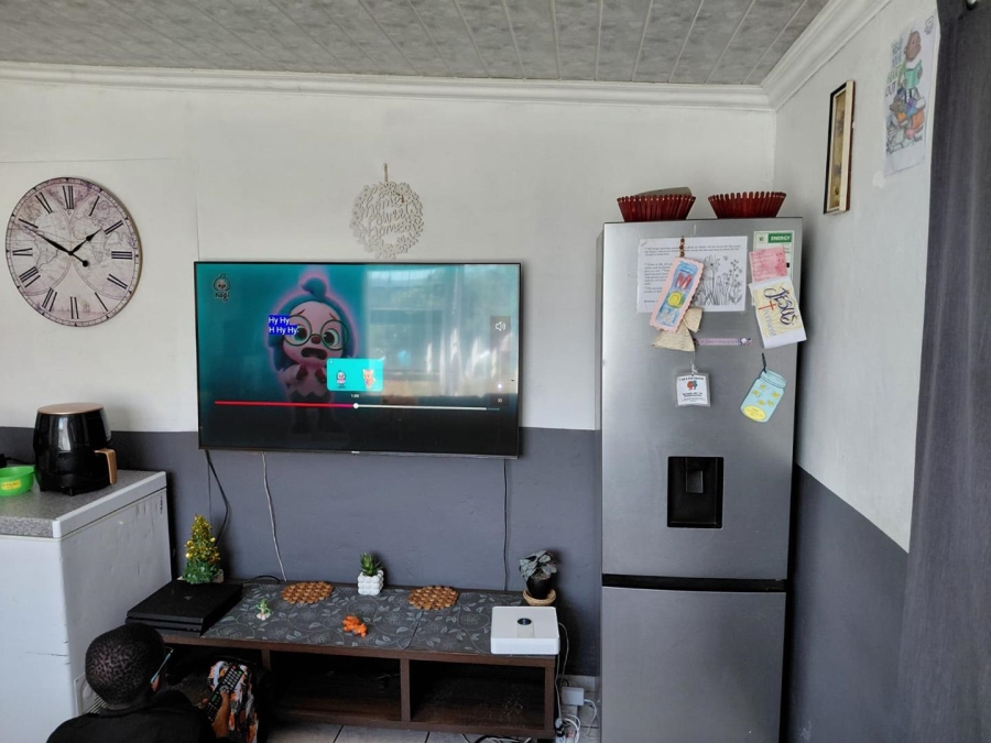 To Let 1 Bedroom Property for Rent in Parow Western Cape